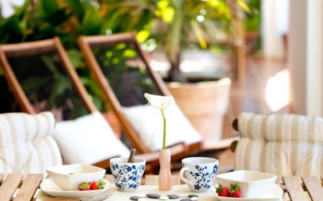 Studio Apartments for 2 in Lakeside Andalusian Finca