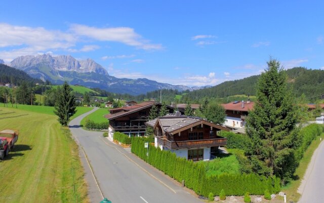 Cozy Apartment near Ski Area in Kitzbuhel
