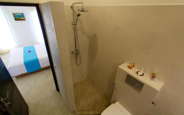 Villa Kupu Kupu Lovina