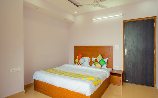OYO 14018 Home Doon View 3BHK Barlowganj