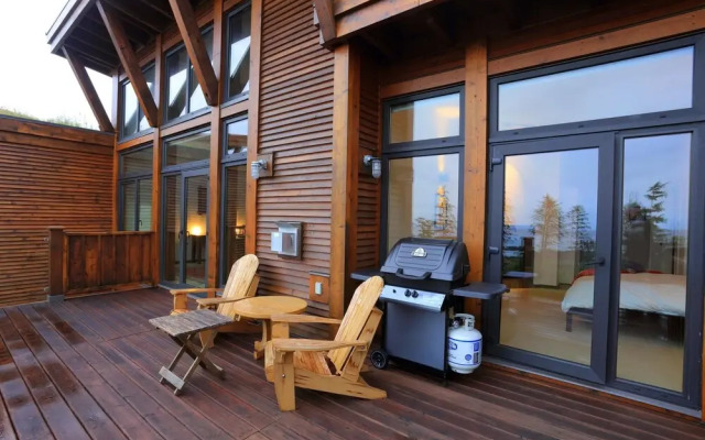 Pacific Rim Retreat