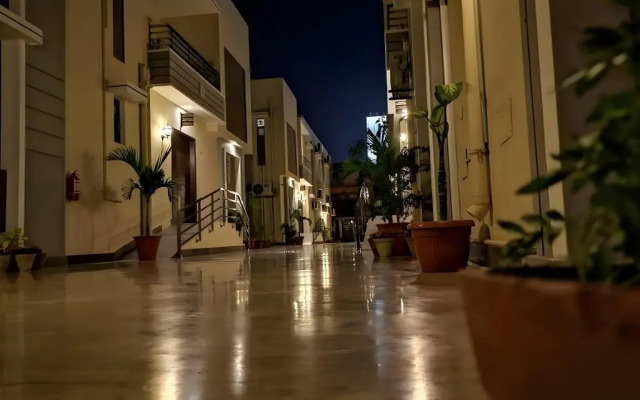 Zifan Hotel & Suites