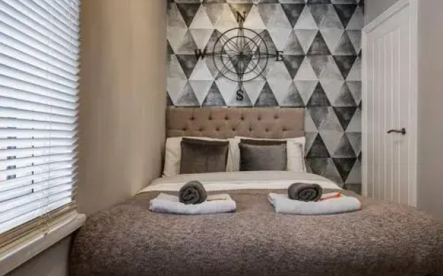 Haddon House - Workstays Company UK