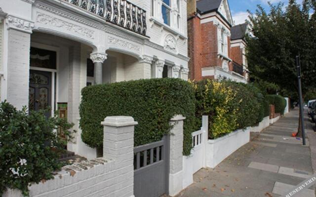 Veeve  Beautiful 4 Bed Home In Upmarket Fulham