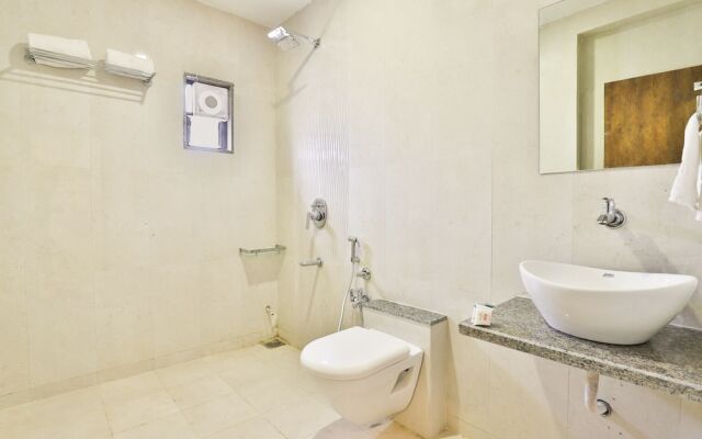 OYO 10749 Hotel Neelkanth Bliss