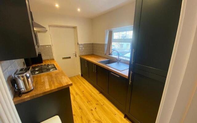 Spacious and bright 1 - bedroom rental unit