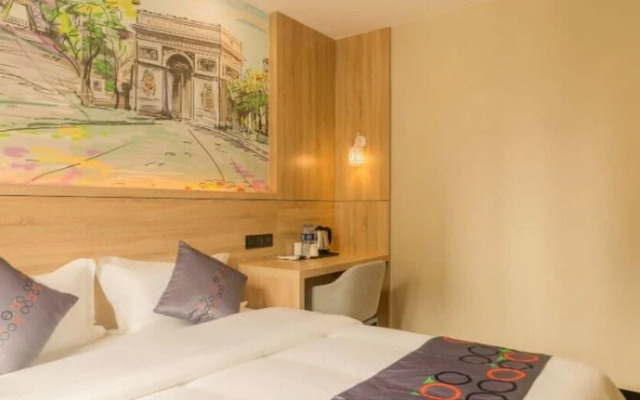 Yimi Hotel Jiangwan Tuanyida Square