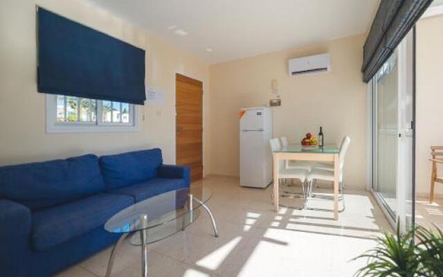Apartment 13 Coral Bay