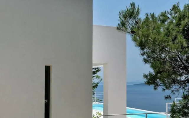 Villa V - private pool, special location & surroundings