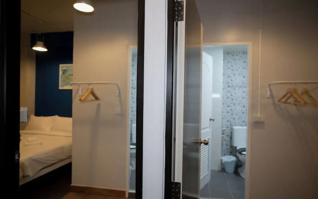 Pratunam Family House 2