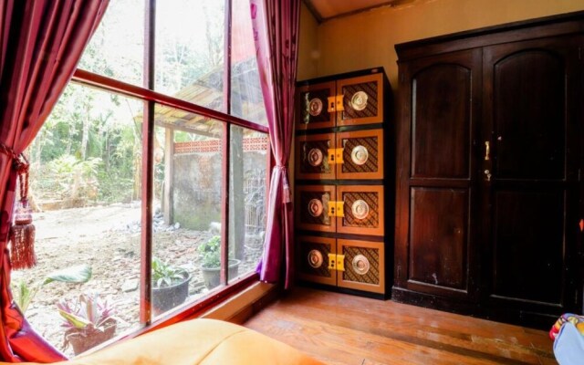 Omah Laras Homestay