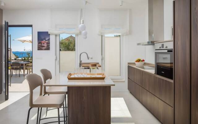 Luxury Villa Romeo with Heated Pool