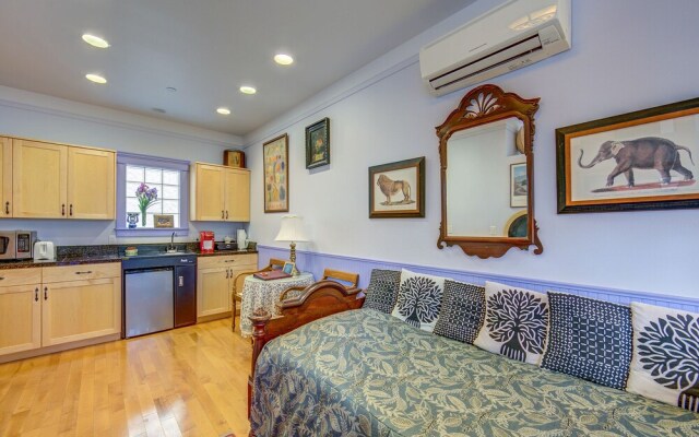 Carlisle Garden Suites