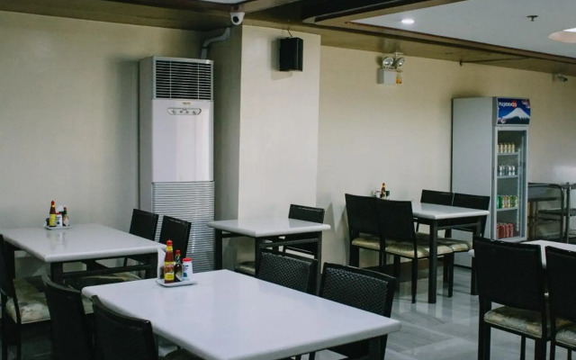 Leope Hotel