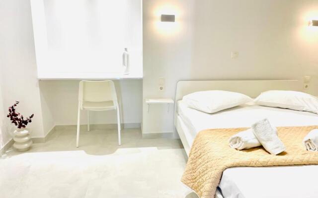 White studio (Preveza Marina)