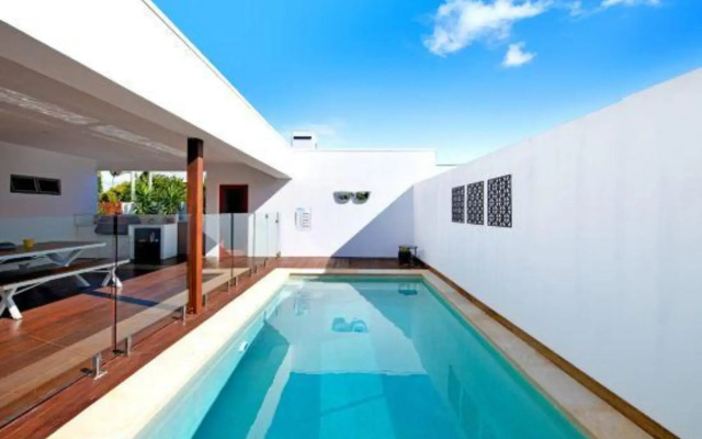 Luxico Majestic Palms (Heated Pool)