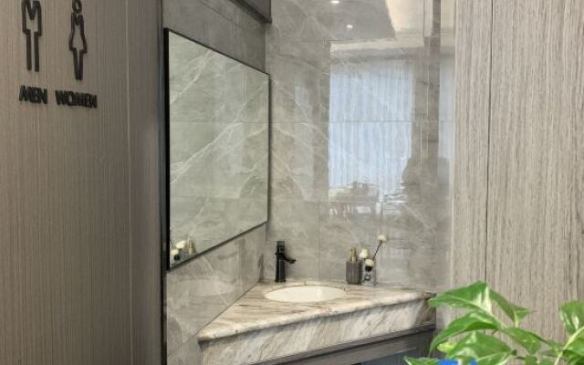 Xijia Hotel (Shizhu Middle School Kangde Central Street)