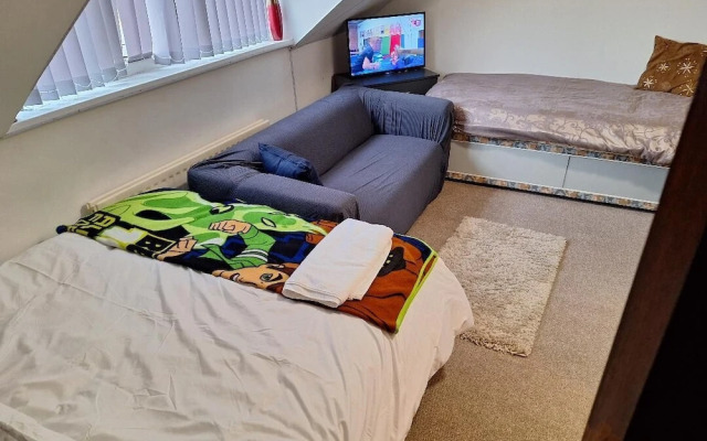 WoodHus Executive Double Room  6