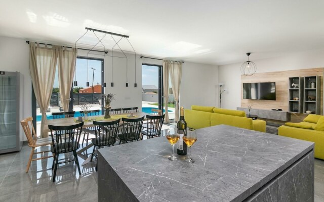 Spacious Villa in Pula Istria With Swimming Pool