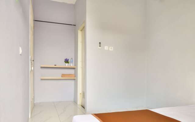 ZEN Rooms Basic near Kota Kasablanka