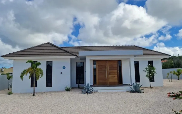 Villa Milamor Curacao - Harmonie, Grote Berg