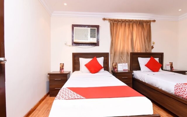 OYO 416 Bonais Hotel