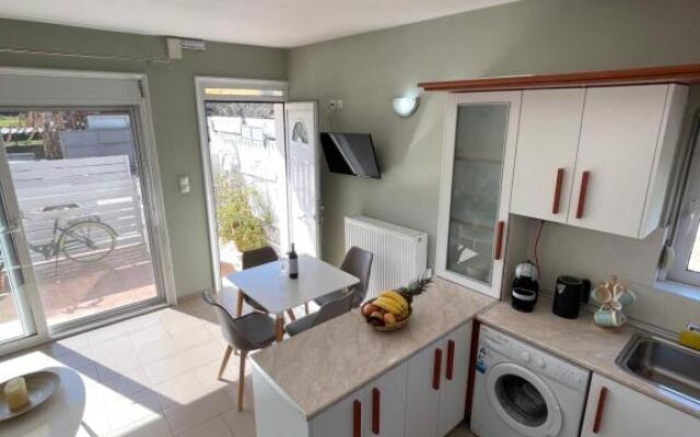 Aggeliki's Hideaway