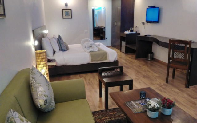 WoodSmoke resort & Spa