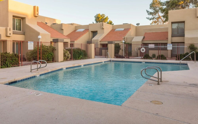 1432 Mesa