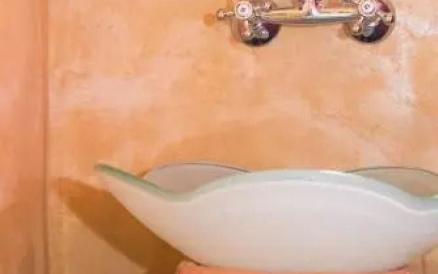 The Old Pomegranate House