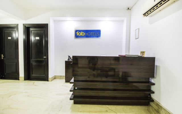 FabHotel Exotica Noida Expressway