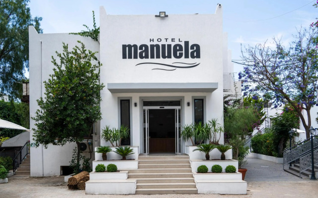 Manuela Hotel