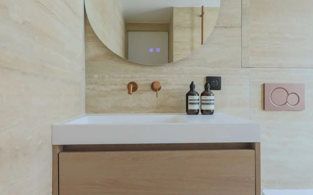 Magnificent Apartment -1br-4p- Canal Saint-martin