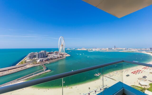 Al Bateen  by Deluxe Holiday Homes
