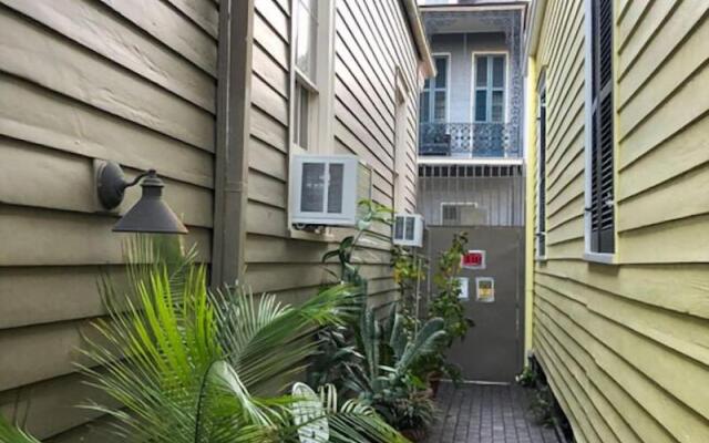 Royal Barracks Guest House