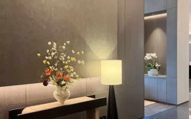 Zhuhai Jinwan Huafa Shangdu Aviation New City Atour Hotel