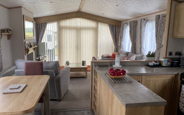 Skywalker 51 2 Bedroom With Hot Tub