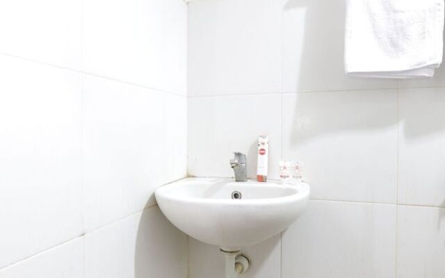 OYO 161 DC Hotel Utan Kayu