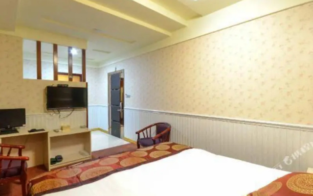 Jianchuan Business Hotel