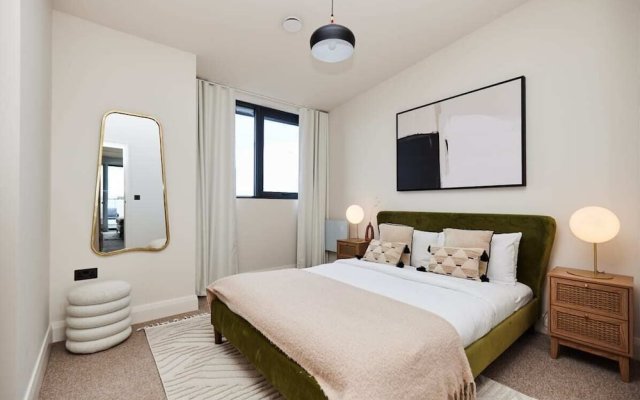 The South Woodford Place - Adorable 2bdr Flat With Balcony
