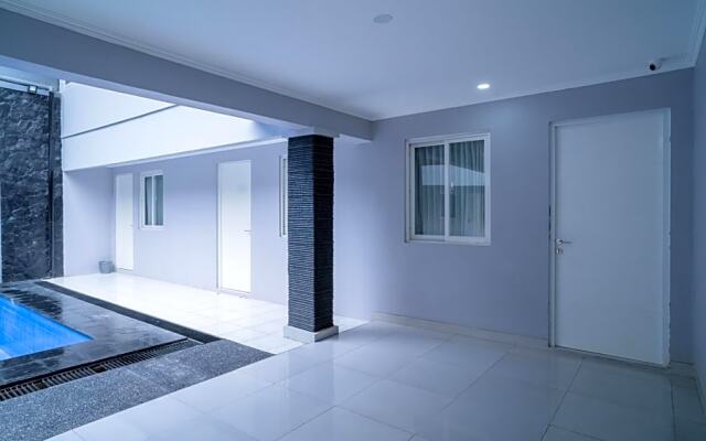 KoolKost Syariah near Lippo Mall Kemang - Minimum Stay 6 Nights