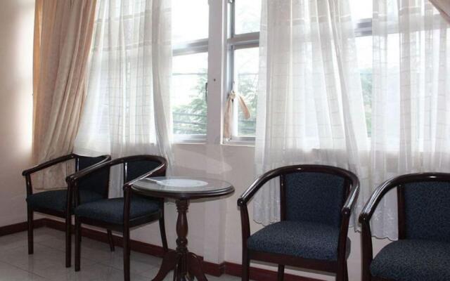 Happy Room ApartHotel