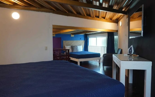 Cancun Plaza by Andiani Travel