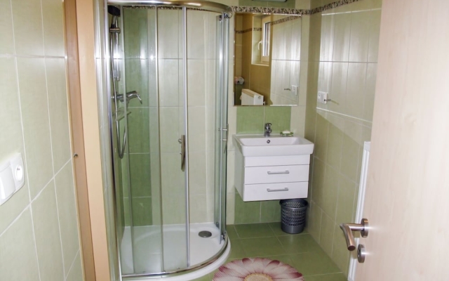 Hetl n ern ny in ern ny