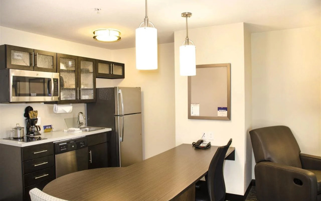 Candlewood Suites York by IHG