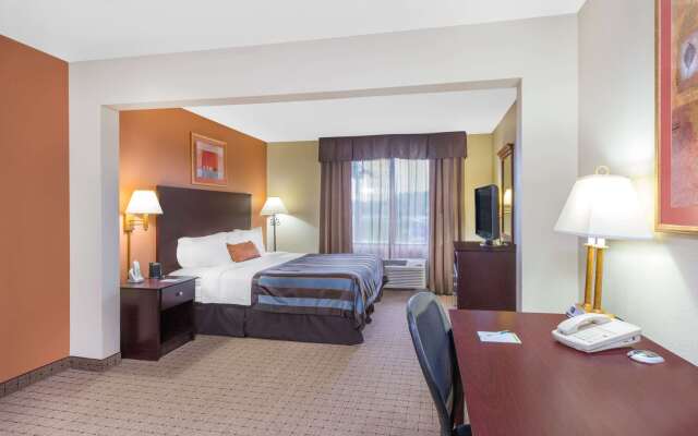 Wingate by Wyndham West Monroe