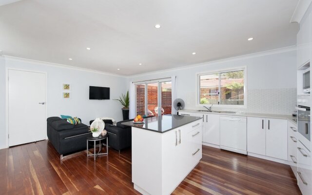 Sandy Point Road, 98, Eden by the Bay