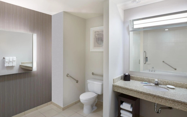 Courtyard by Marriott Ottawa East