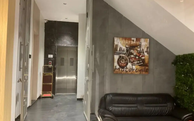 Hotel Govind Regency
