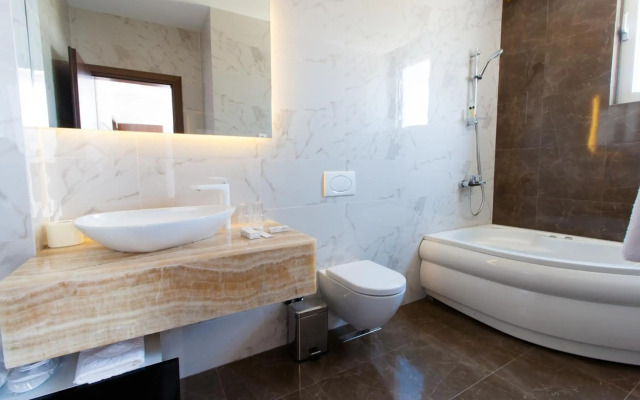 Perla Luxury